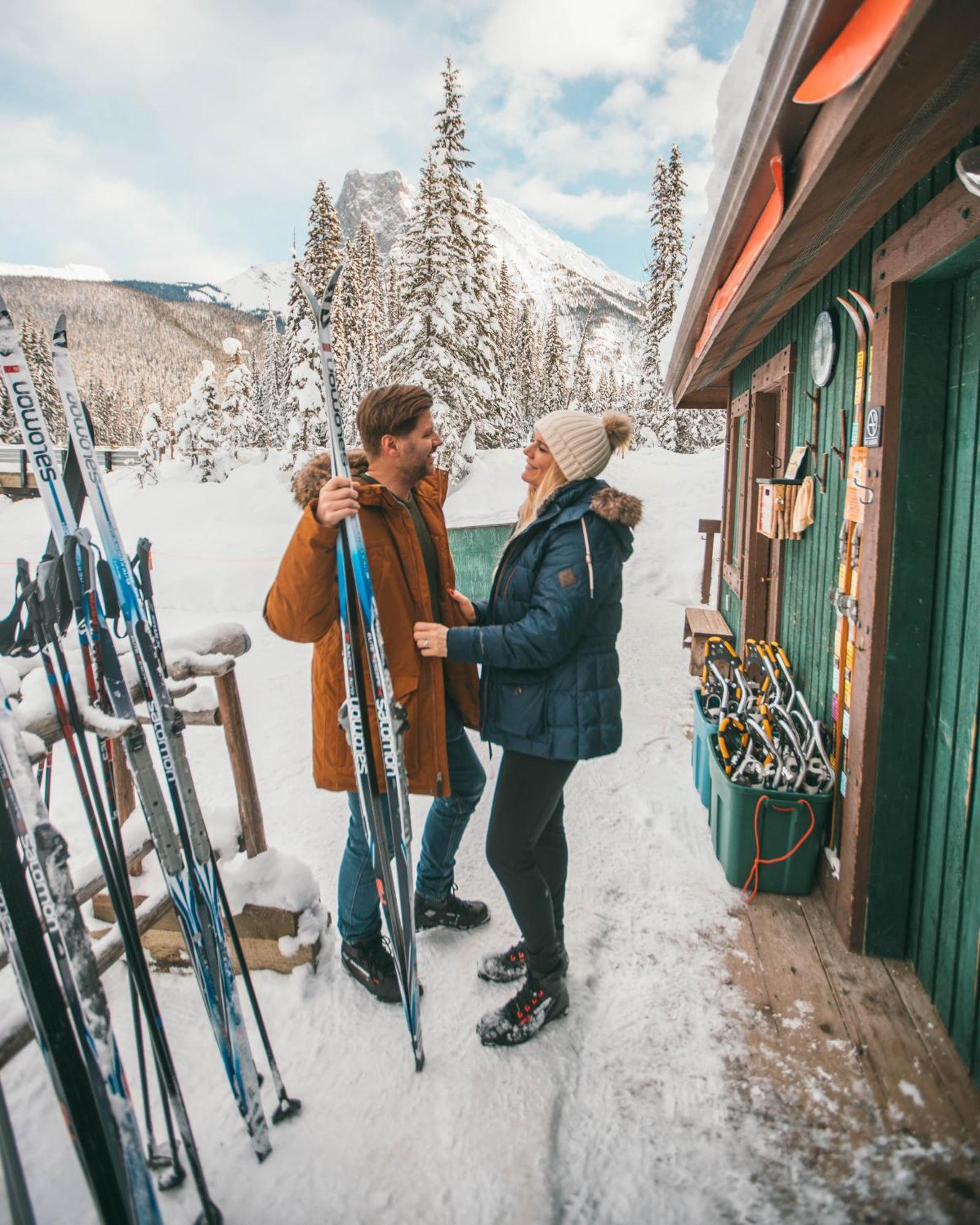 Emerald Lake Lodge Field Exterior foto