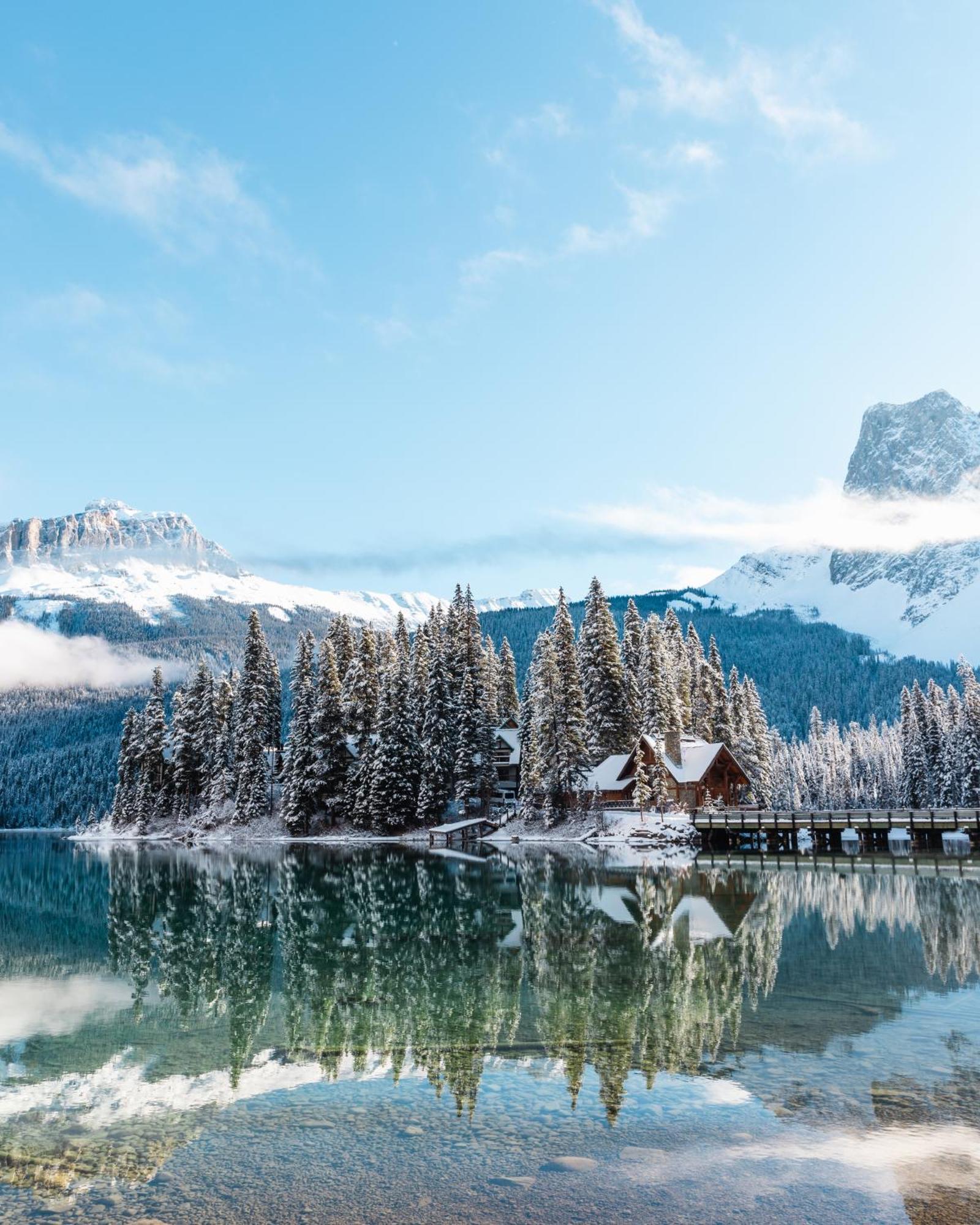 Emerald Lake Lodge Field Exterior foto